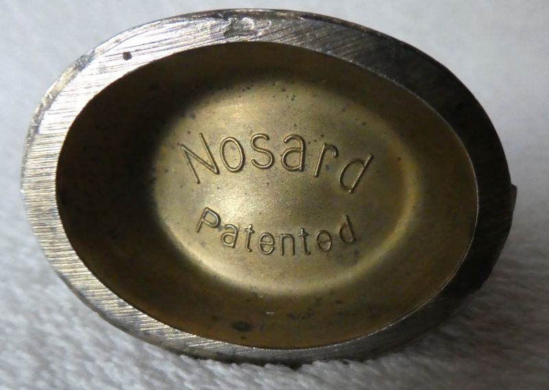 Elettrodomestici da cucina: Alter Nussknacker aus Metall NOSARD – Usato da Magden venduto da Renner22 1