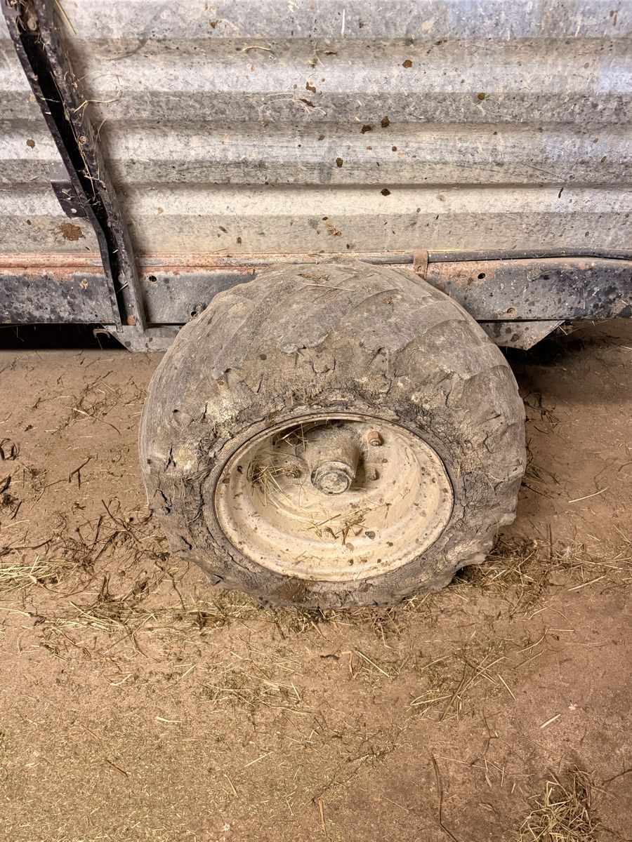 Bucher Rimorchi: Bucher Ladewagen – Difettoso da Fischenthal venduto da mar_8yx2 2