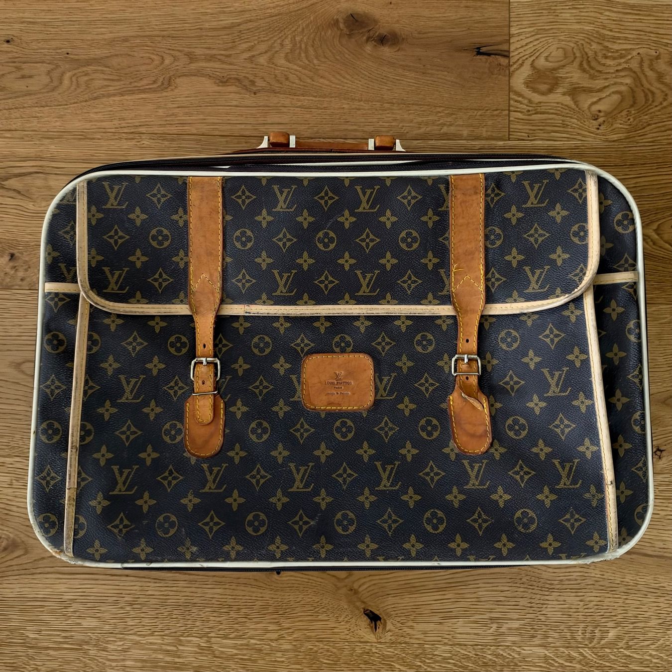 Louis Vuitton Reisekoffer: Louis Vuitton Vintage Koffer Monogram Canvas – Gebraucht aus Niederuzwil von dixi_29