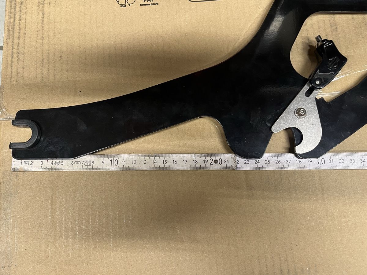 Harley-Davidson Topcases: Harley Topcase-Träger – D'occasion à Visp par Adi-Lee 2