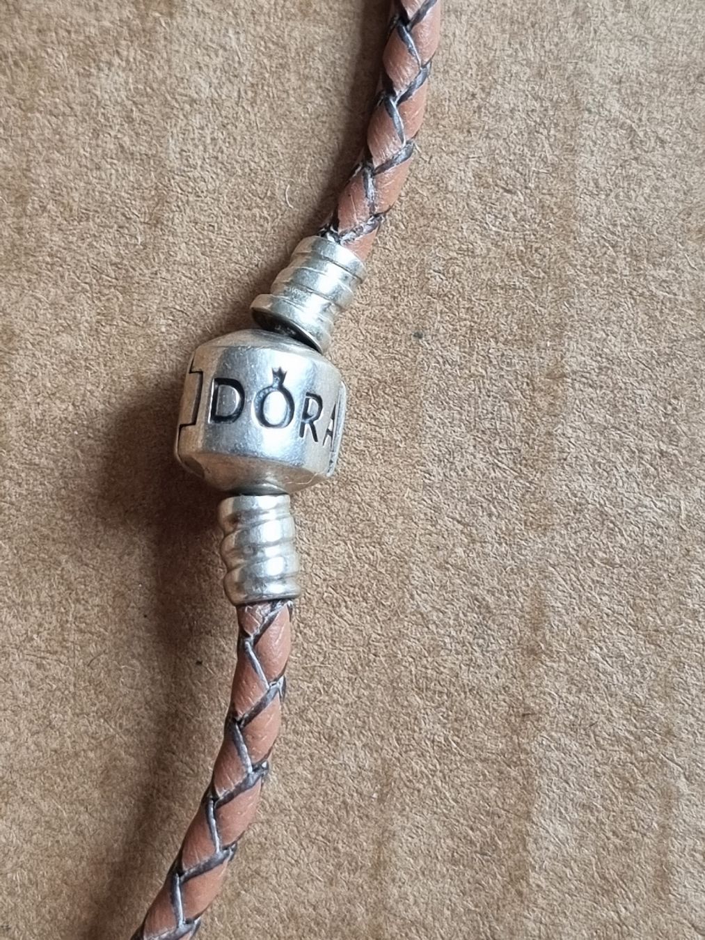 Pandora Bracciali & Braccialetti: Pandora Lederarmband  – Usato da Schaffhausen venduto da Leveron13 1