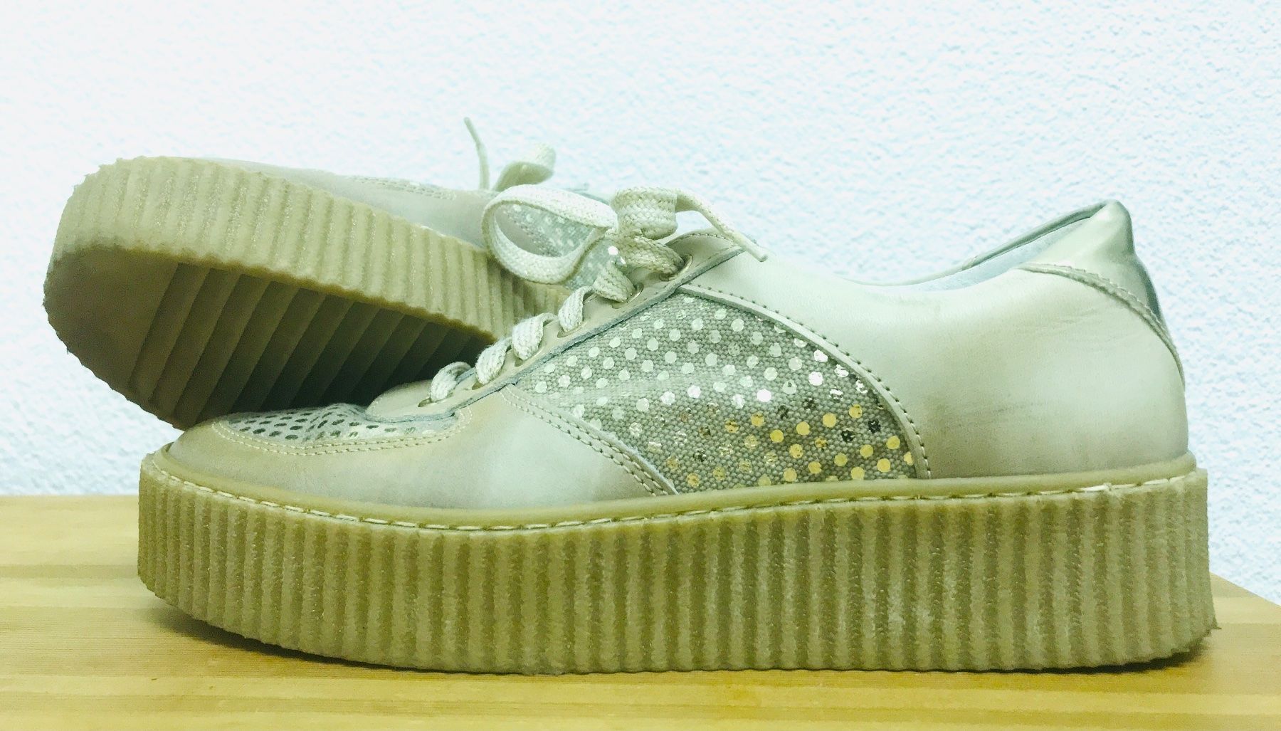 Graceland Scarpe da uomo: Schuhe beige-goldig, 39 – Nuovo (secondo la descrizione) da Zürich venduto da KEEPINSPIRED 3
