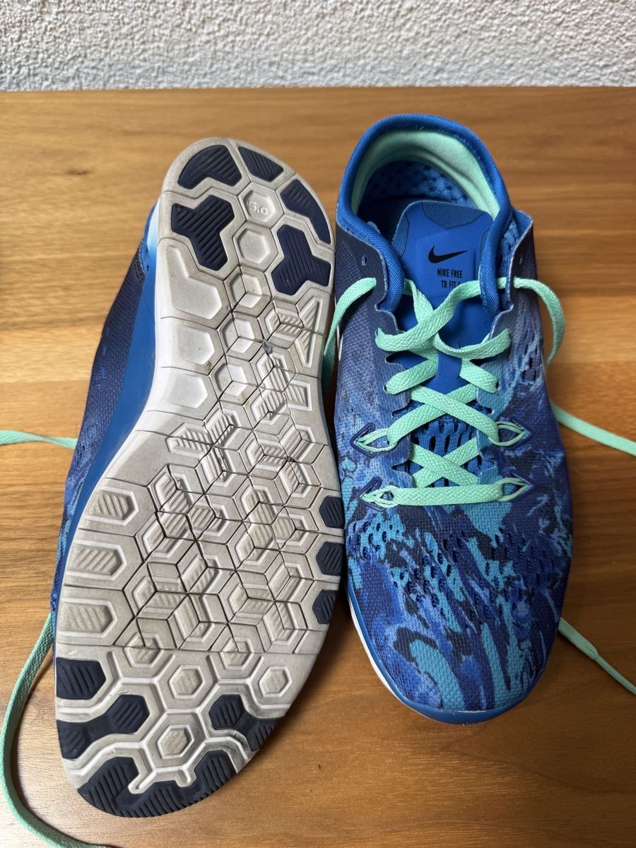 Nike Damenschuhe: Sneakers – Gebraucht aus Flawil von BouBouBou 1