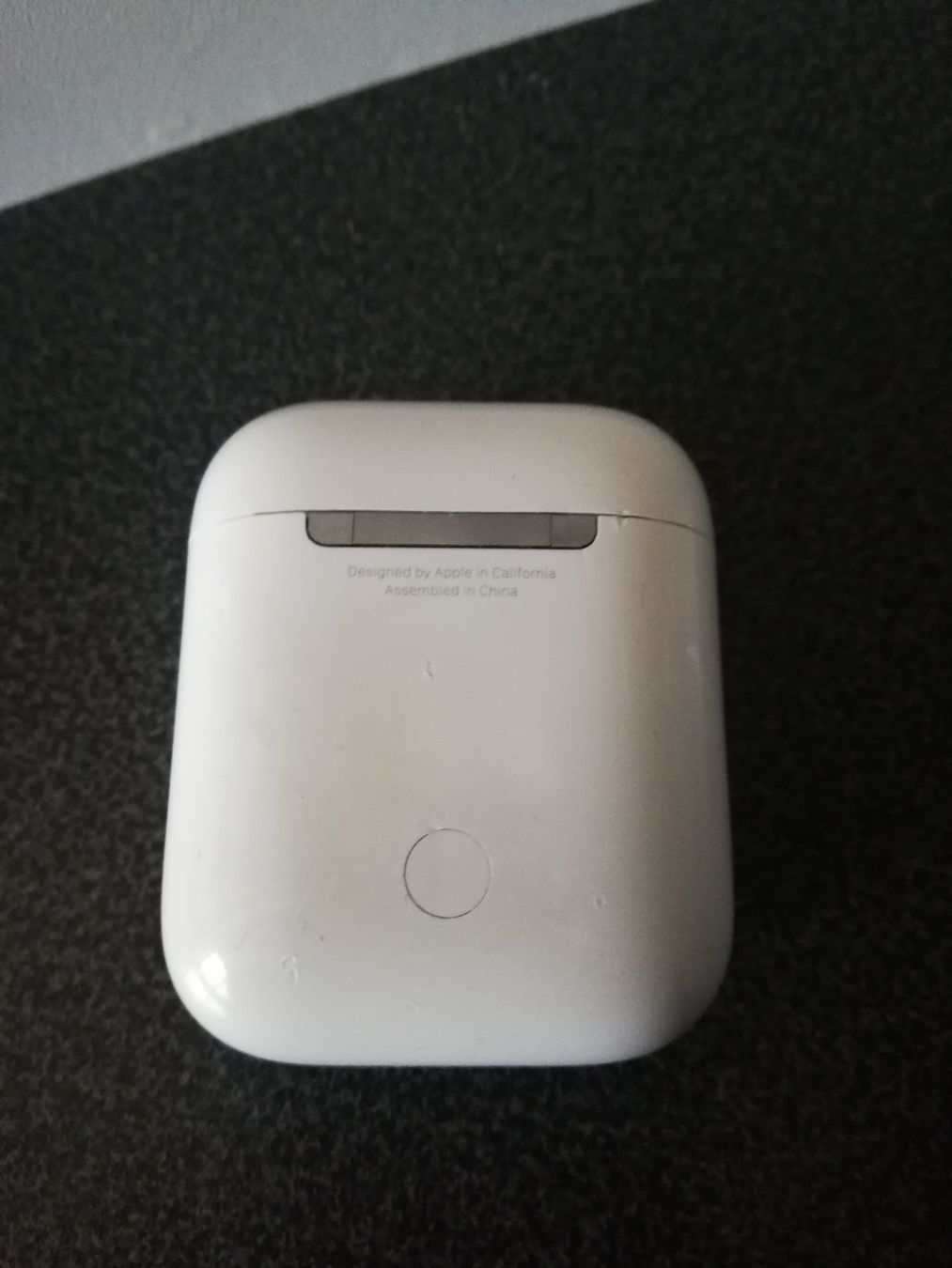 Apple Caricabatterie: AirPods Ladecase – Difettoso da schaan venduto da quin1 4