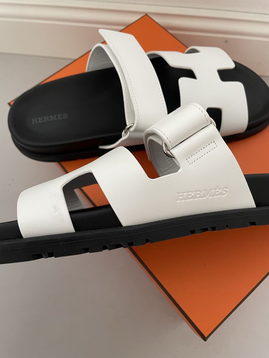 Hermès Damenschuhe: Hermès Chypre Sandalen weiss - Gr. 40 – Gebraucht aus Brugg AG von Elle_1 6