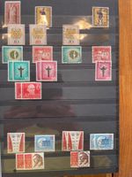 Berlin-Briefmarken   –   2 Alben, 83 belegte Seiten +