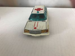 Ambulanz Ambulance Joustra Friktion i.O. 15x6x4cm.