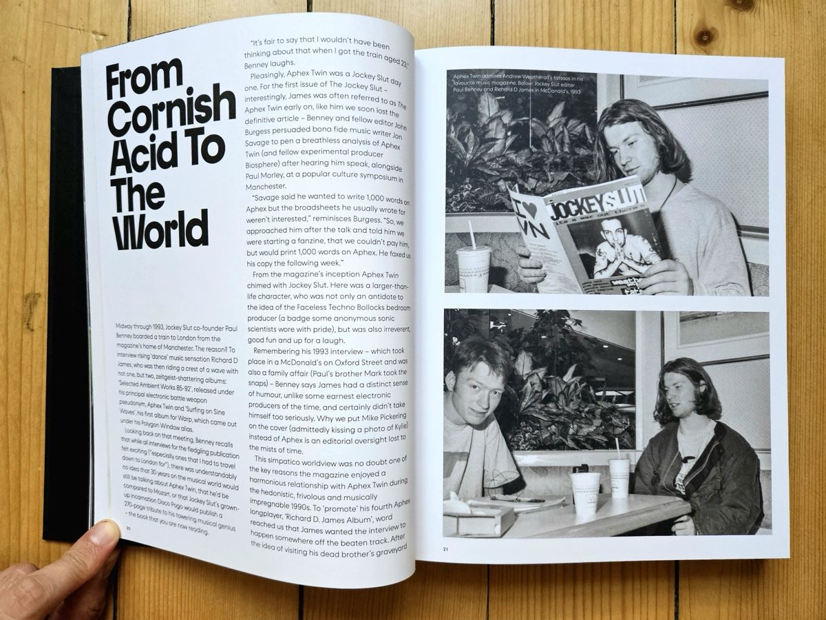 Libri: Aphex Twin - A Disco Pogo Tribute Book – Nuovo (secondo la descrizione) da Genève venduto da Januacoeli 7