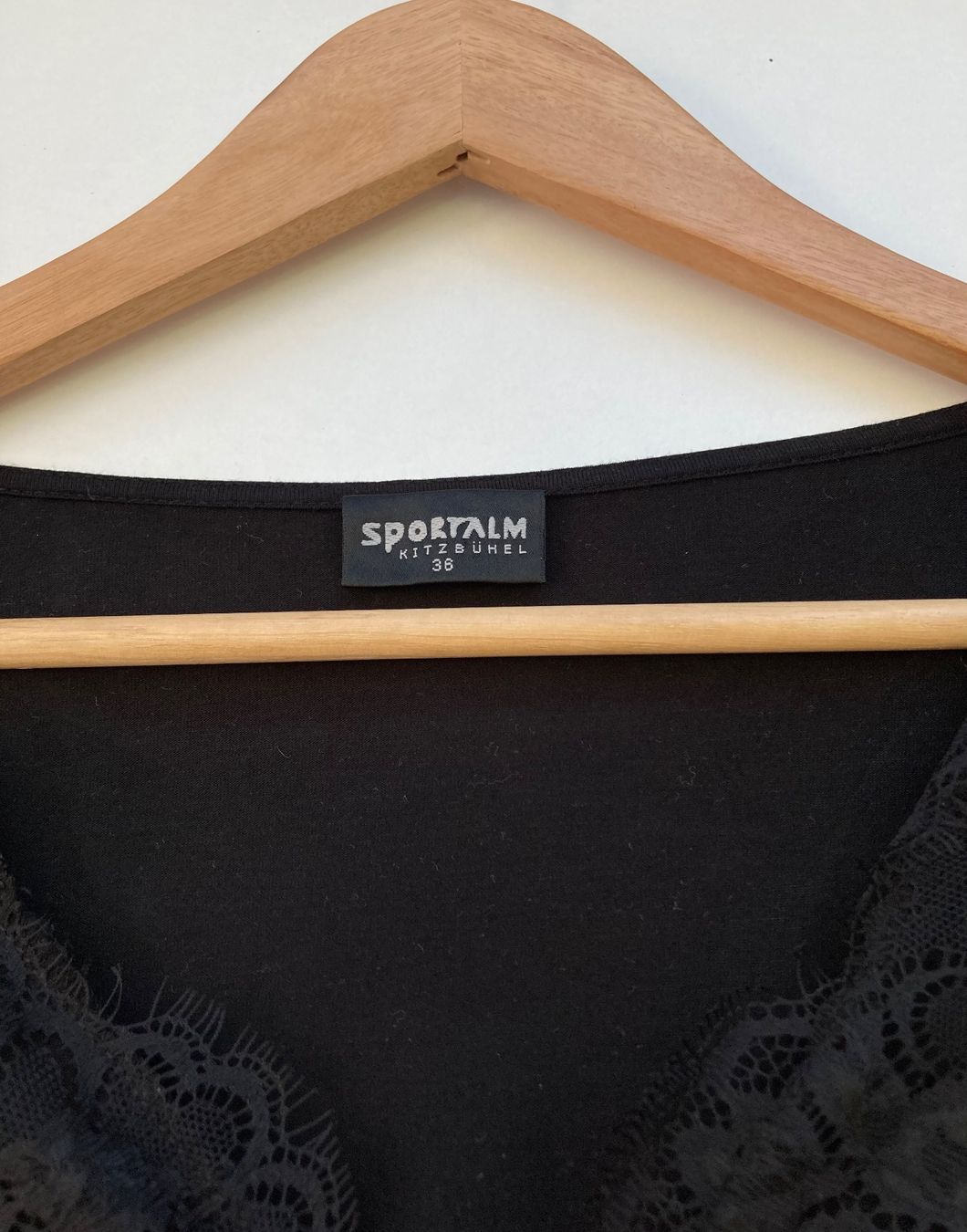Top: Sportalm Dirndl Top Gr.36 – Usato da Unterägeri venduto da Jutka_04 2