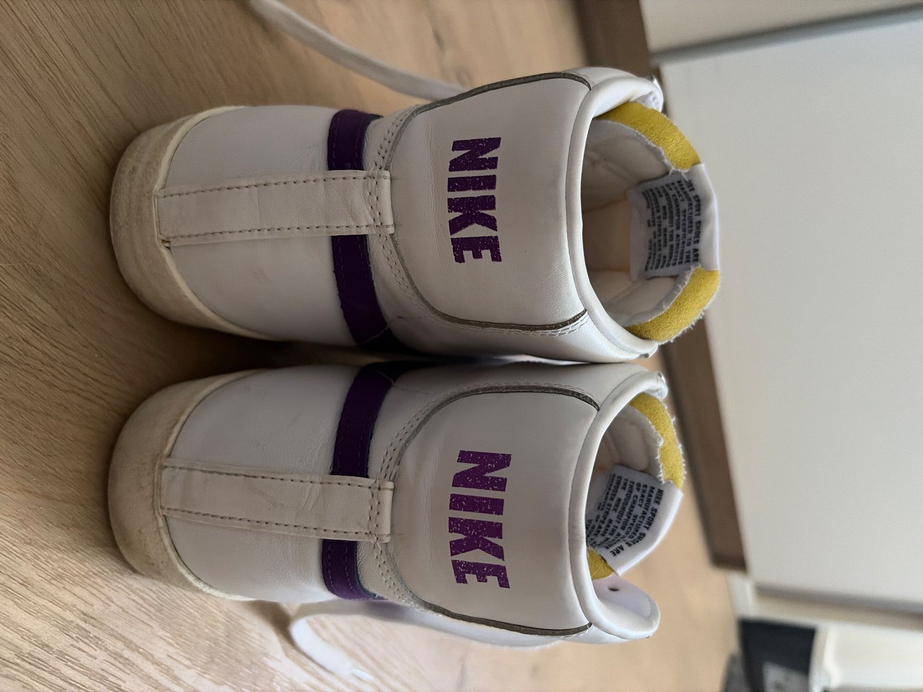 Nike Chaussures hommes: Kult Sneaker Nike Blazer Mid 77 - 42.5 – D'occasion à Hinwil par MattyT17 5