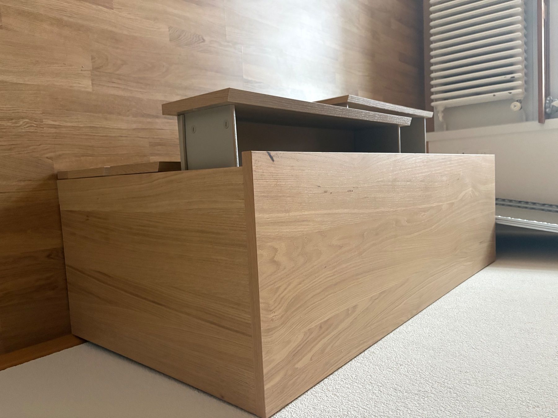 Cassettiere: Kommode Holzoptik mit vier Schubladen – Nuovo (secondo la descrizione) da Zürich venduto da Frrokaj98 2