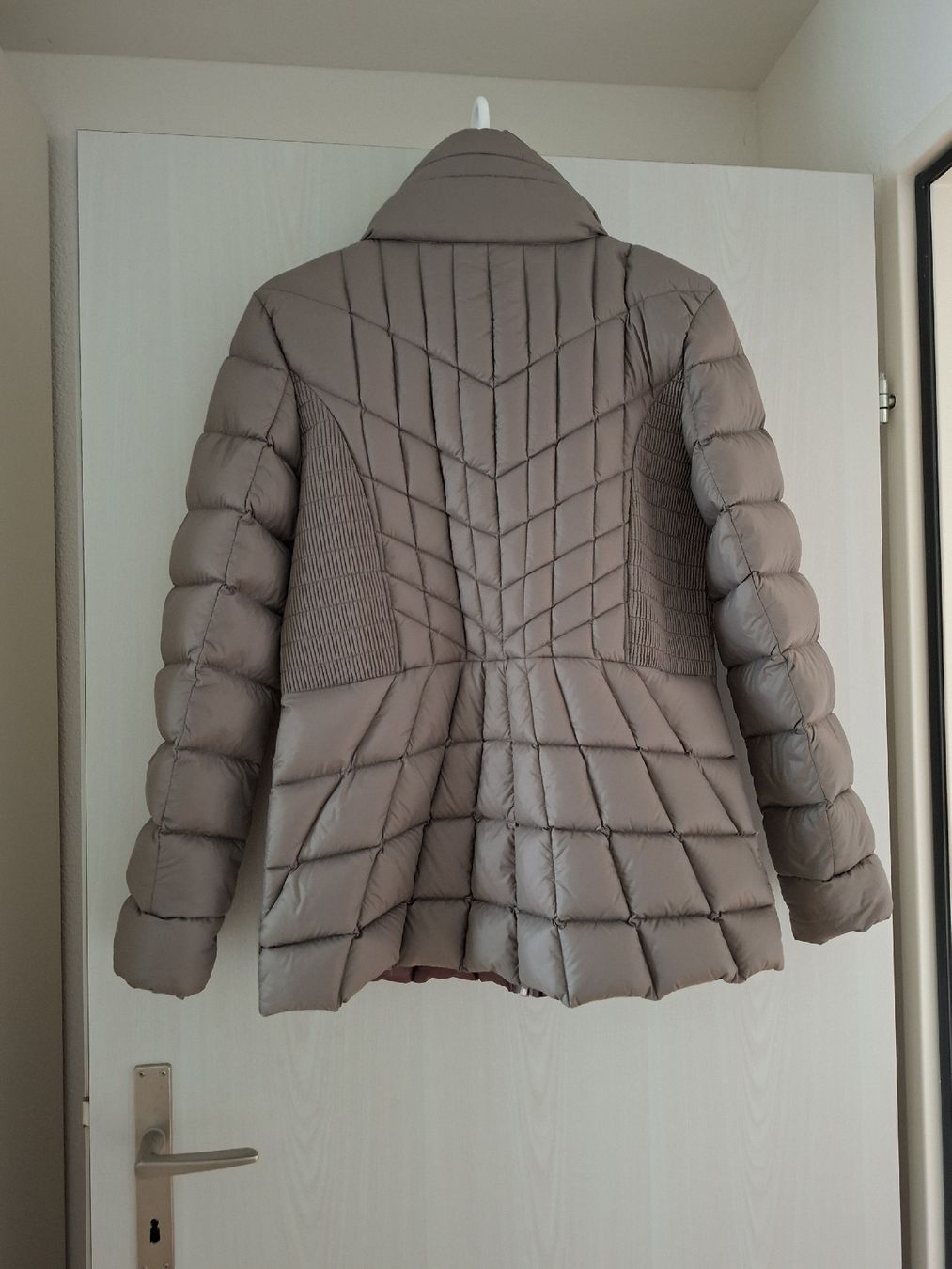 Jacken: Eine schöne, leichte Übergangsjacke – Neu (gemäss Beschreibung) aus Sattel von tul_cq8x 1