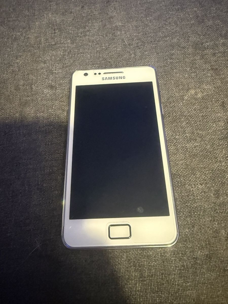 Samsung Telefoni cellulari / Smartphones: Samsung Galaxy S2  – Usato da Yverdon-les-Bains venduto da ame_7f2x 1
