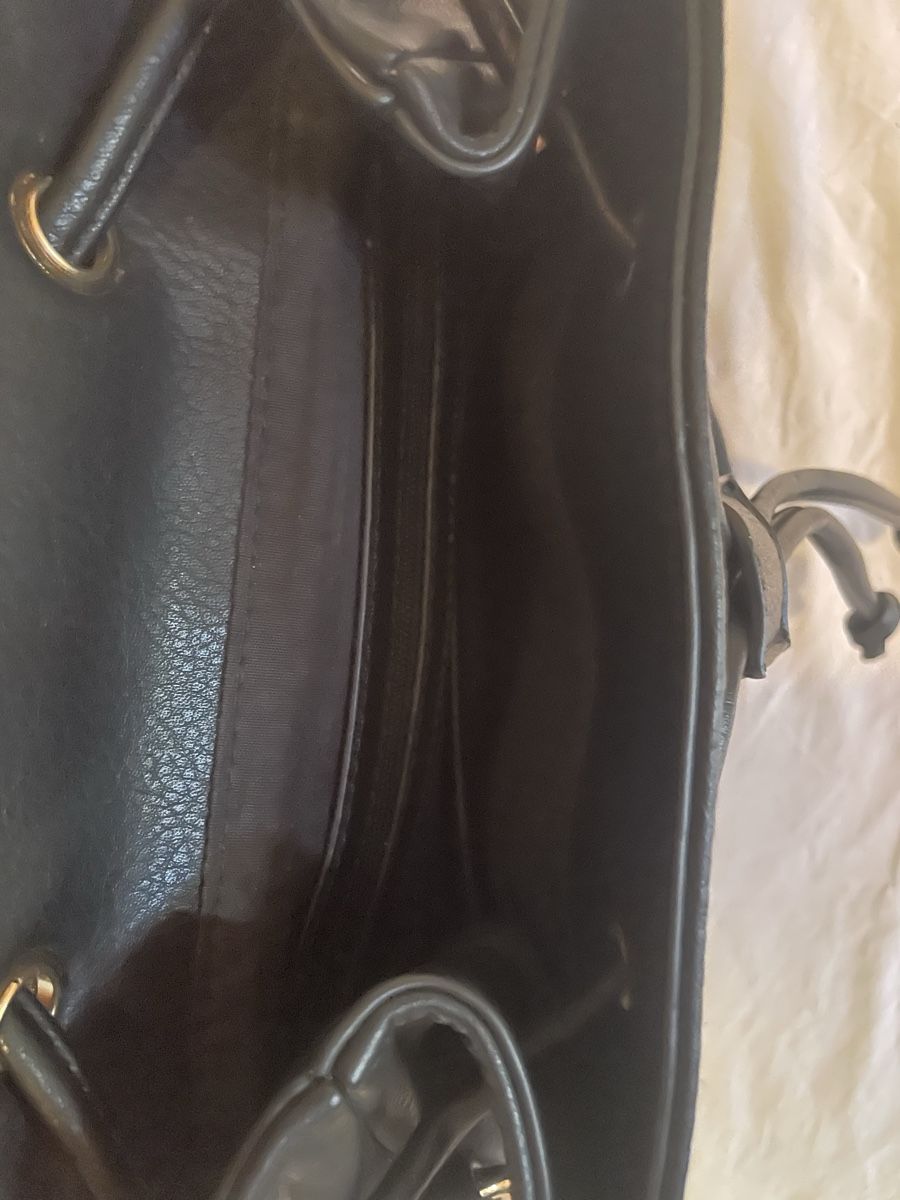 Rucksäcke: Schwarzer Rucksack - Top Zustand – Neu (gemäss Beschreibung) aus Jonen von vik_7rcj 1