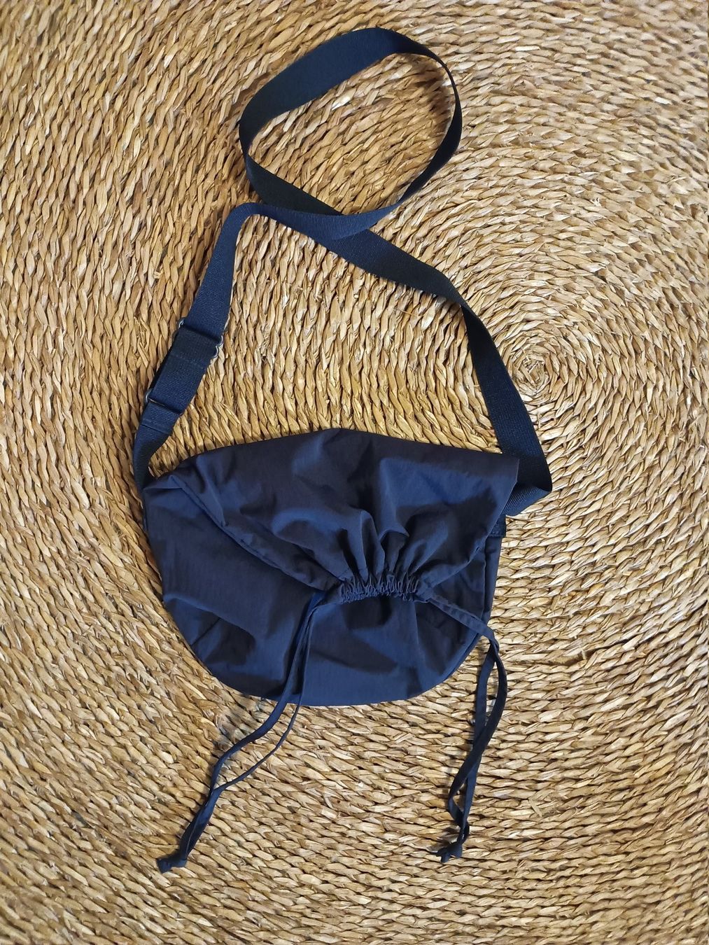Uniqlo Borse: Drawstring Tasche von Uniqlo – Usato da Zürich venduto da Melianea 6