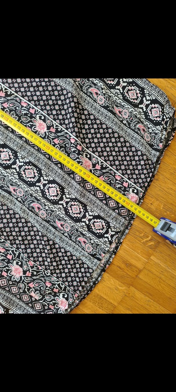 Vestiti: hübsches Sommerkleid Lang Muster gr S – Usato da Emmenbrücke venduto da gatasalvache 1