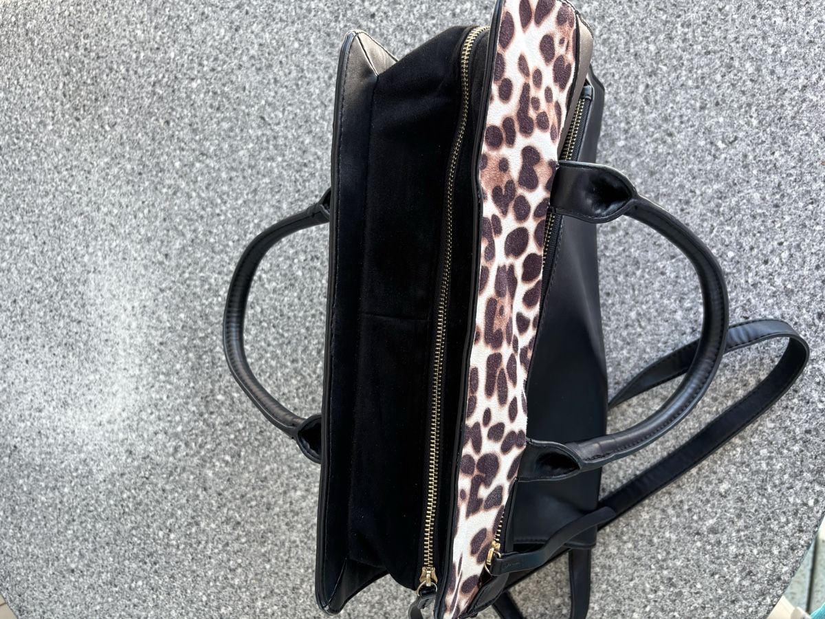 Taschen für Damen: Schwarze Handtasche mit Animal-Print - Herbst Schnäppchen – Neu (gemäss Beschreibung) aus Düdingen von aschmutz 5