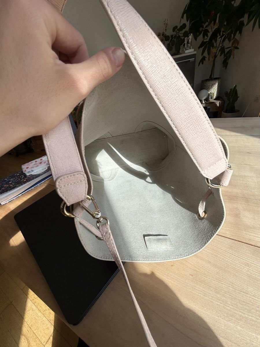 Furla Taschen für Damen: Furla Beuteltasche hellrosa mit Pochette – Gebraucht aus Chur von arianope 2