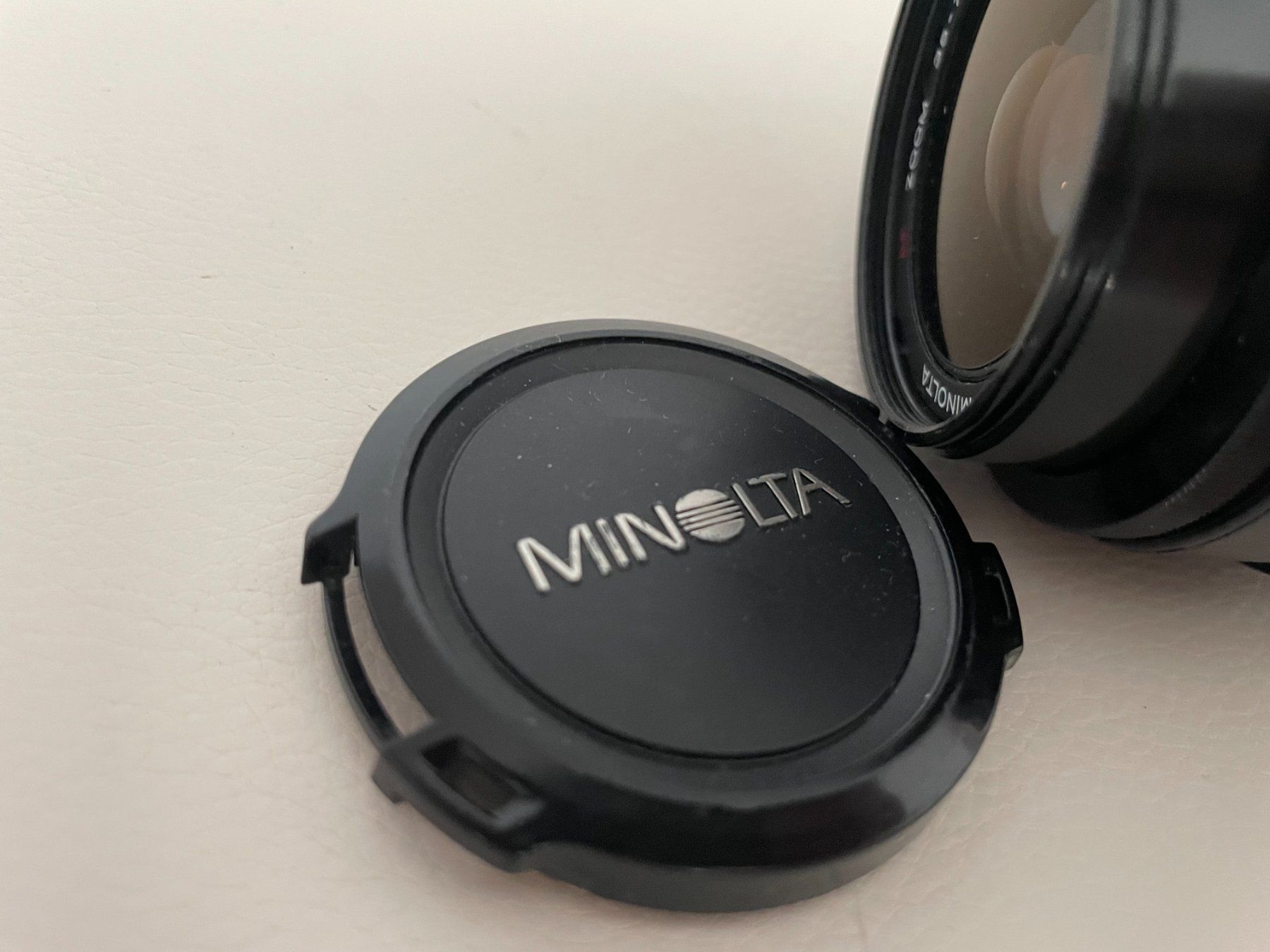 Minolta Obiettivi: Objectif Minolta AF Zoom 35-70 mm 1:4 – Difettoso da Petit Lancy venduto da gil_hr6v 2