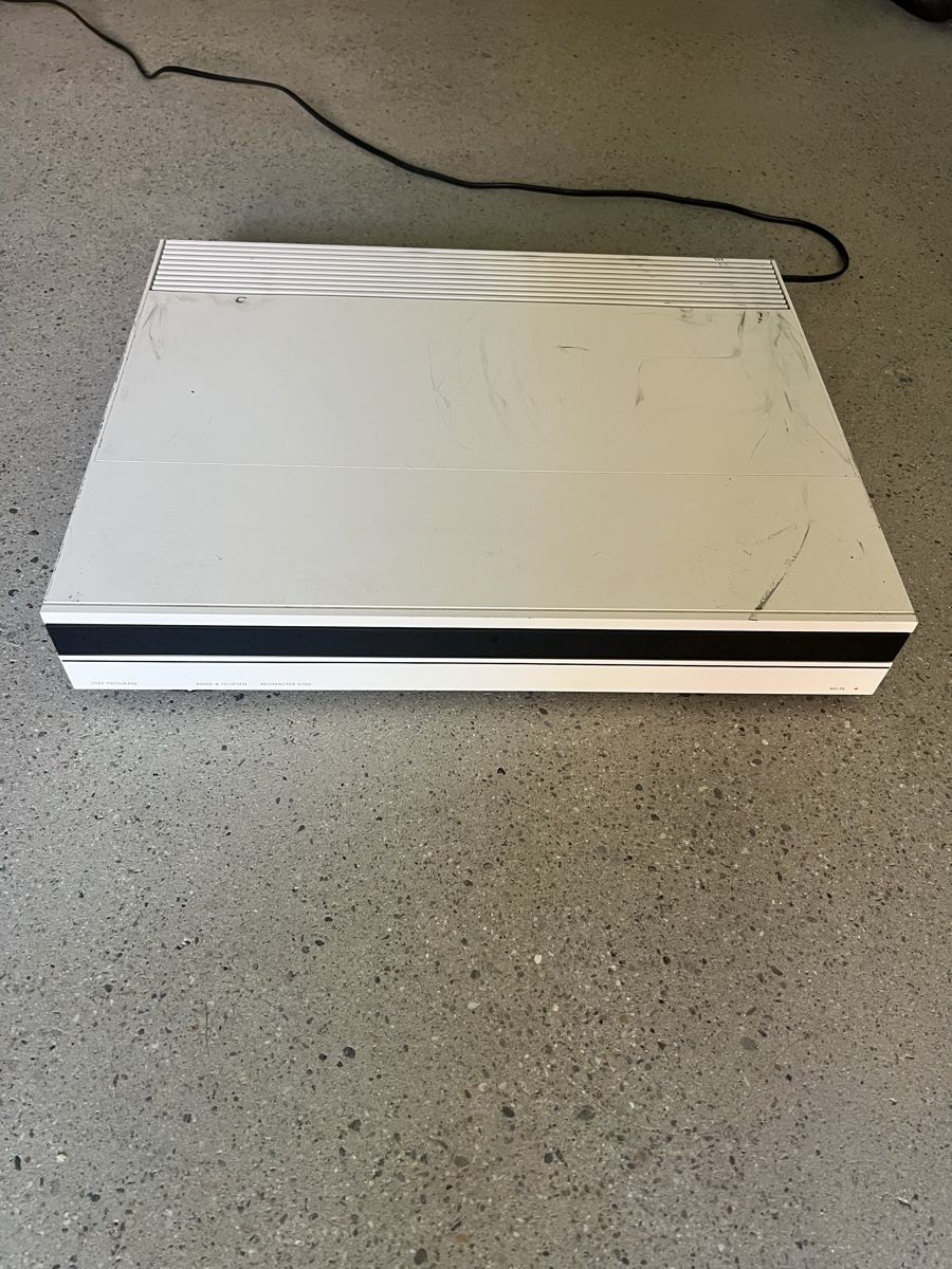 Bang & Olufsen Haut-parleurs: Bang & Olufsen, 2 Beomaster & 2 Beogram CD 5500 – Défectueux à Basel par lee_75vl 5
