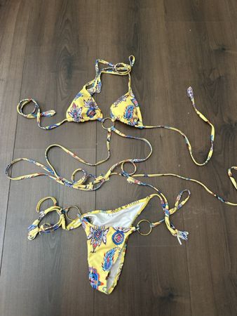 Bikini Set gelb gemustert Grösse S neuwertig