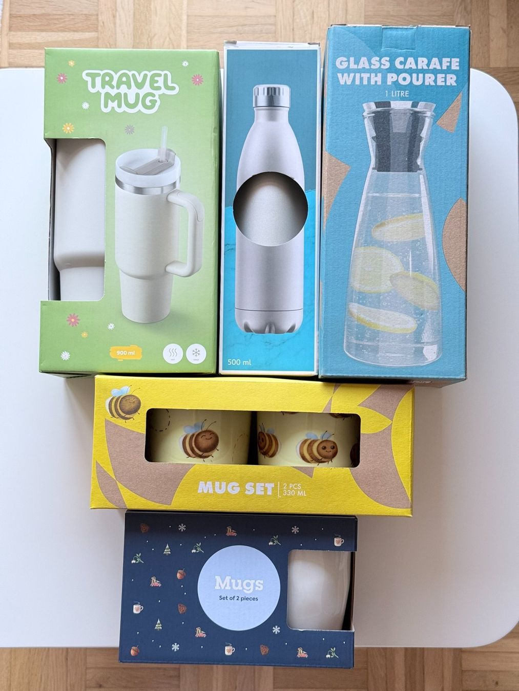Altro in Stoviglie & Bicchieri: 2x Water Bottles + 6x Cups – Nuovo e nell'imballaggio originale da Epalinges venduto da Lily2006