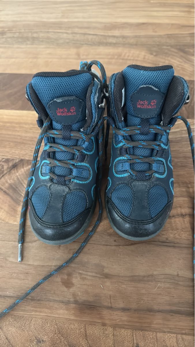 Jack Wolfskin Scarpe per ragazzi: Wanderschuhe Jack Wolfskin Gr. 27 – Usato da Baar venduto da Tasha04