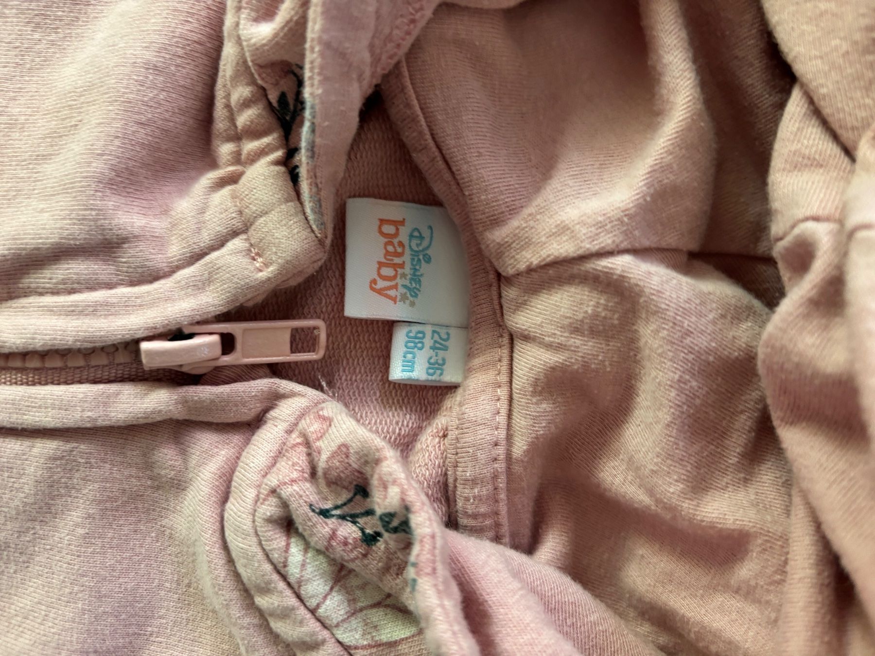 Disney Jacken & Mäntel: Minnie Mouse zip Hoodie Jacke 98 – Gebraucht aus Zollikon von d_grabher 1