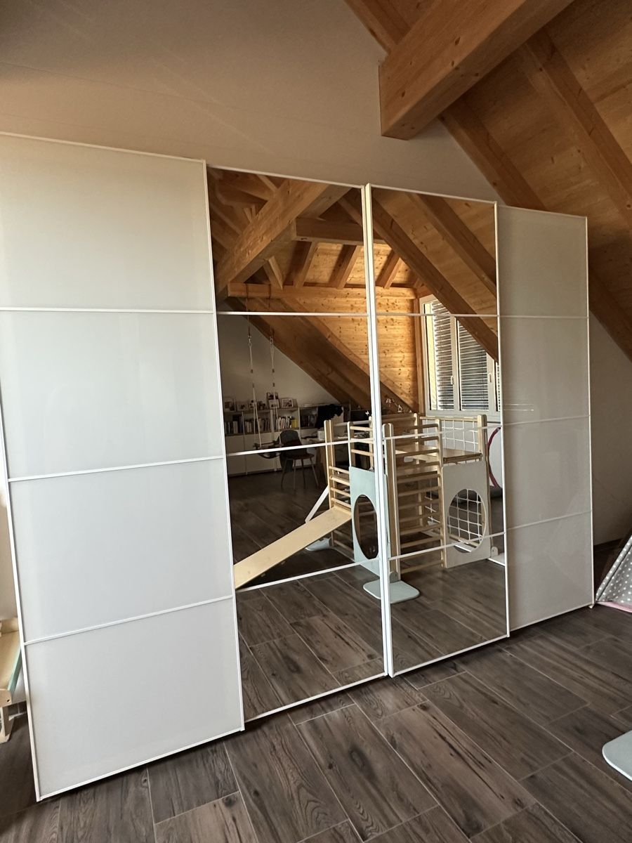 Armadi: IKEA Pax Kleiderschrank wie neu – Usato da Seon venduto da gio_wtt2