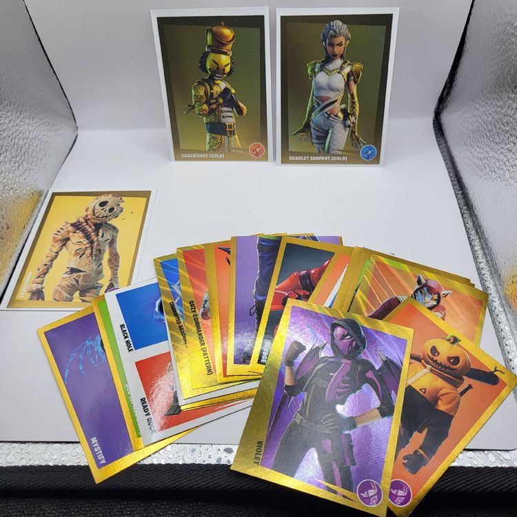 Lot De 7 Boosters Panini Fortnite - 35 Stickers Survie + Autocollant Spécial Aléatoire