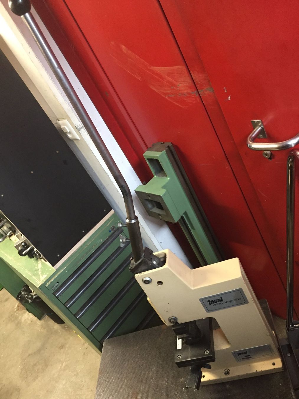 Tutte le macchine: Jossi  Prezisionpresse – Usato da Frenkendorf venduto da BasLie 1