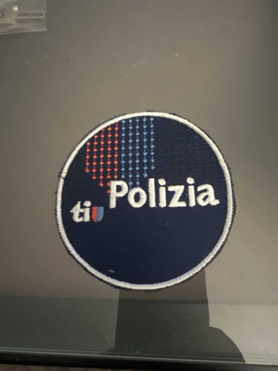 Placchette & Badge: Kapo TI – Usato da Morbio Inferiore venduto da Ecod