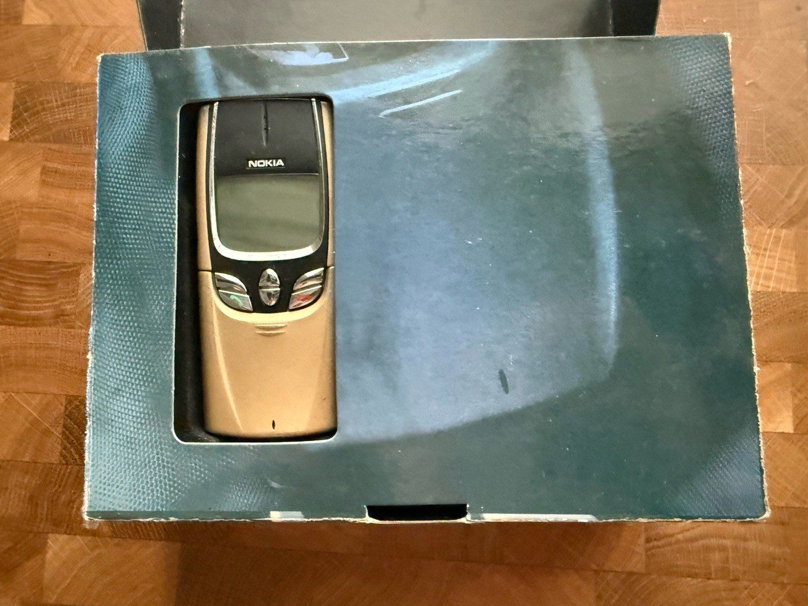 Nokia Telefoni cellulari / Smartphones: Nokia 8850 Gold OVP – Usato da Embrach venduto da Tom1717