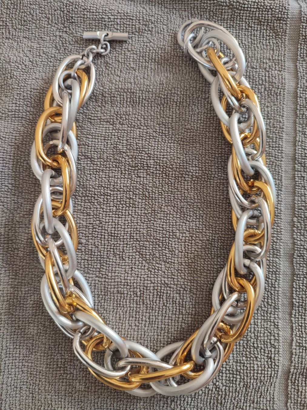 Ketten: 2 Halsketten (Modeschmuck) – Gebraucht aus Winterthur von Priscatg 1