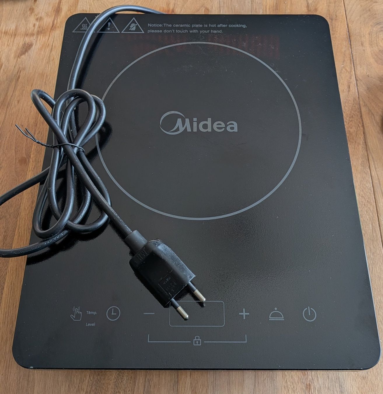 Piatti di portata: Midea Induktionskochplatte MC-STW2018 – Usato da Zürich venduto da nz_michaelh