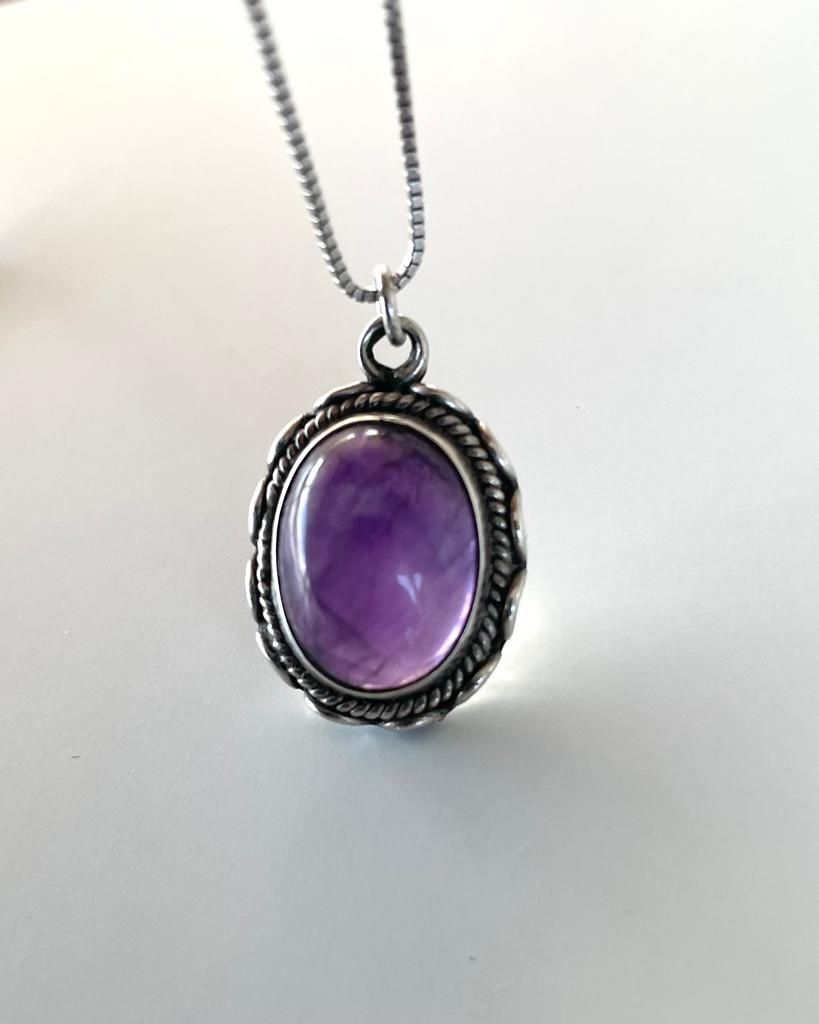 Rimorchi: Antiker Anhänger mit echtem Amethyst – Usato da Stein AR venduto da EvaL056 1