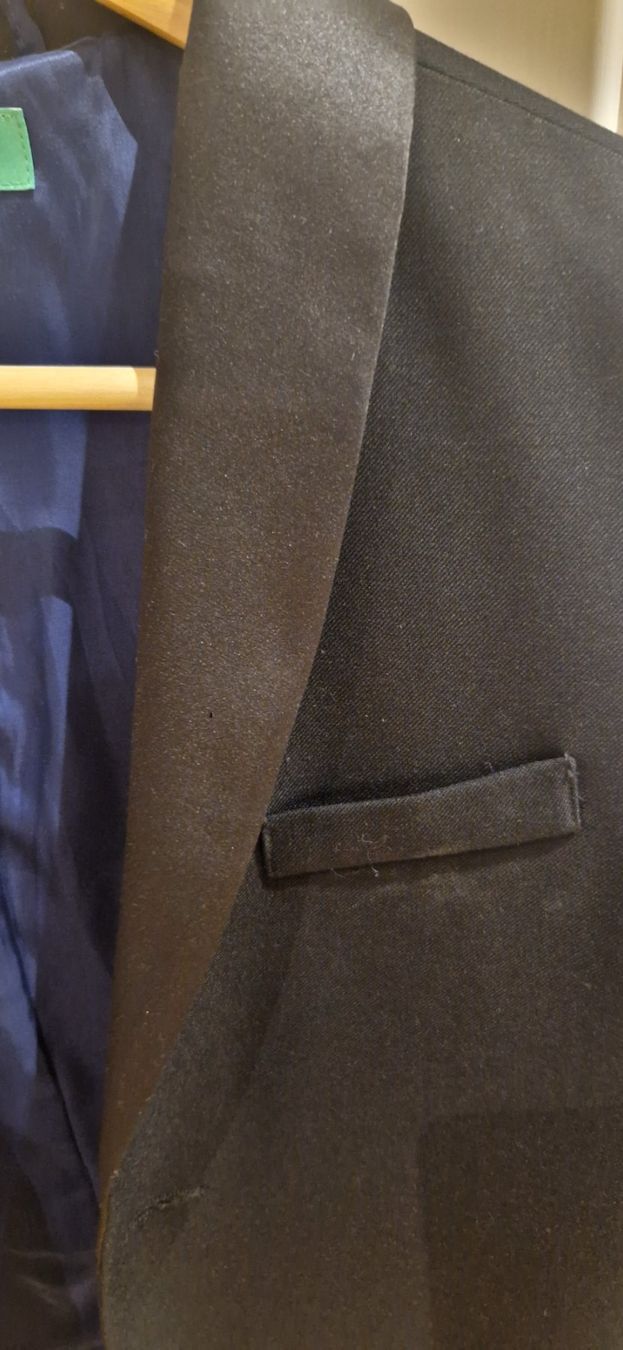 Benetton Giacche & Cappotti: Schöne schwarze Jacke/Blazer Gr.150 – Usato da Amlikon-Bissegg venduto da Re13 2