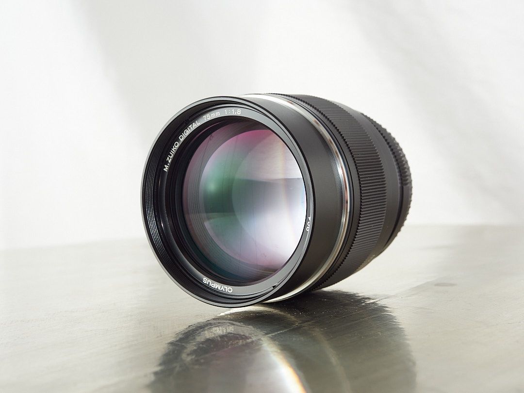 Olympus Obiettivi: Olympus M.Zuiko ED 75mm 1:1.8 – Usato da Urtenen-Schönbühl venduto da cal_cf6h 2