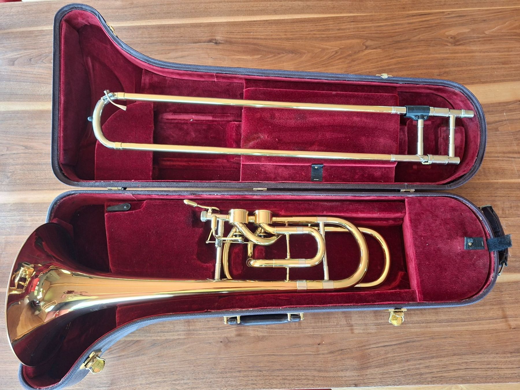 Besson Strumenti musicali: Bassposaune Besson Sovereign 943R – Usato da Schwarzenberg LU venduto da HERBI_6103