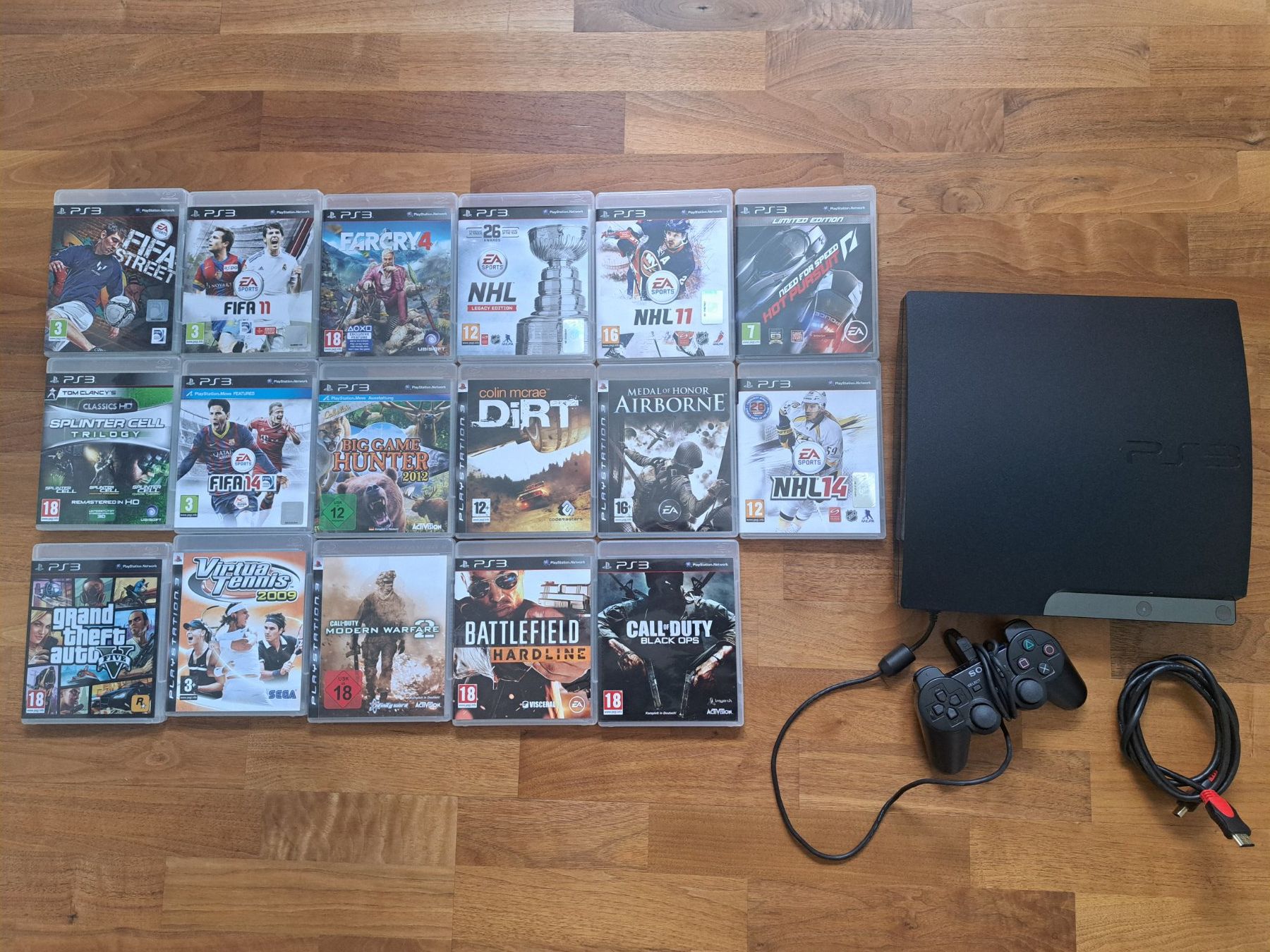 Sony Konsolen: Playstation 3 mit 17 Games – Gebraucht aus Seewis Dorf von Tini03