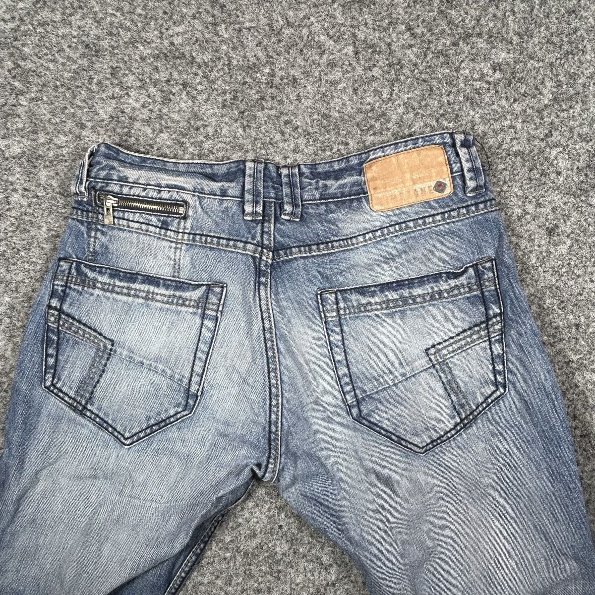 Jeans: Jeans Timezone  – D'occasion à La Sagne NE par Matlasape 1