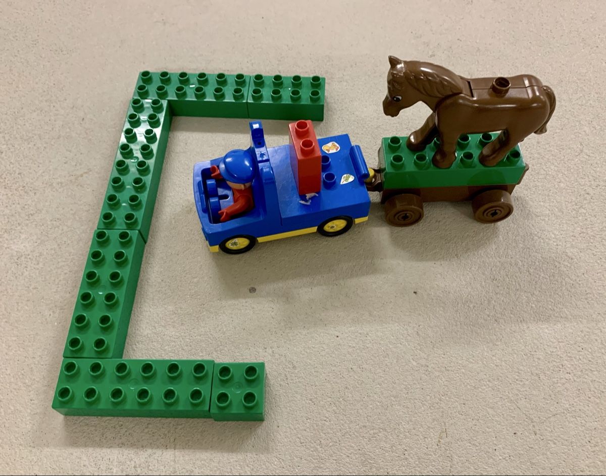 Lego Giocattoli: Lego Duplo Bauernhof Set mit Bauer,  Pferd, Traktor, Steine – Nuovo (secondo la descrizione) da Erlenbach ZH venduto da Ritschly