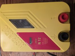 Viehhüter Weidezaungerät N 12 230 V  Garantie bis Mai 2031