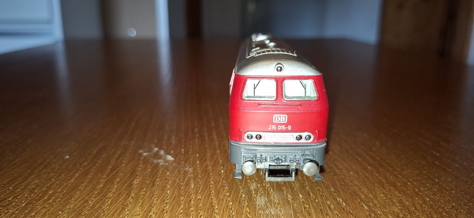 Roco Modellini di ferrovie: Roco Analog DC Lok 215 015-9 Defekt. – Difettoso da Pfäffikon ZH venduto da gub_2j76 3