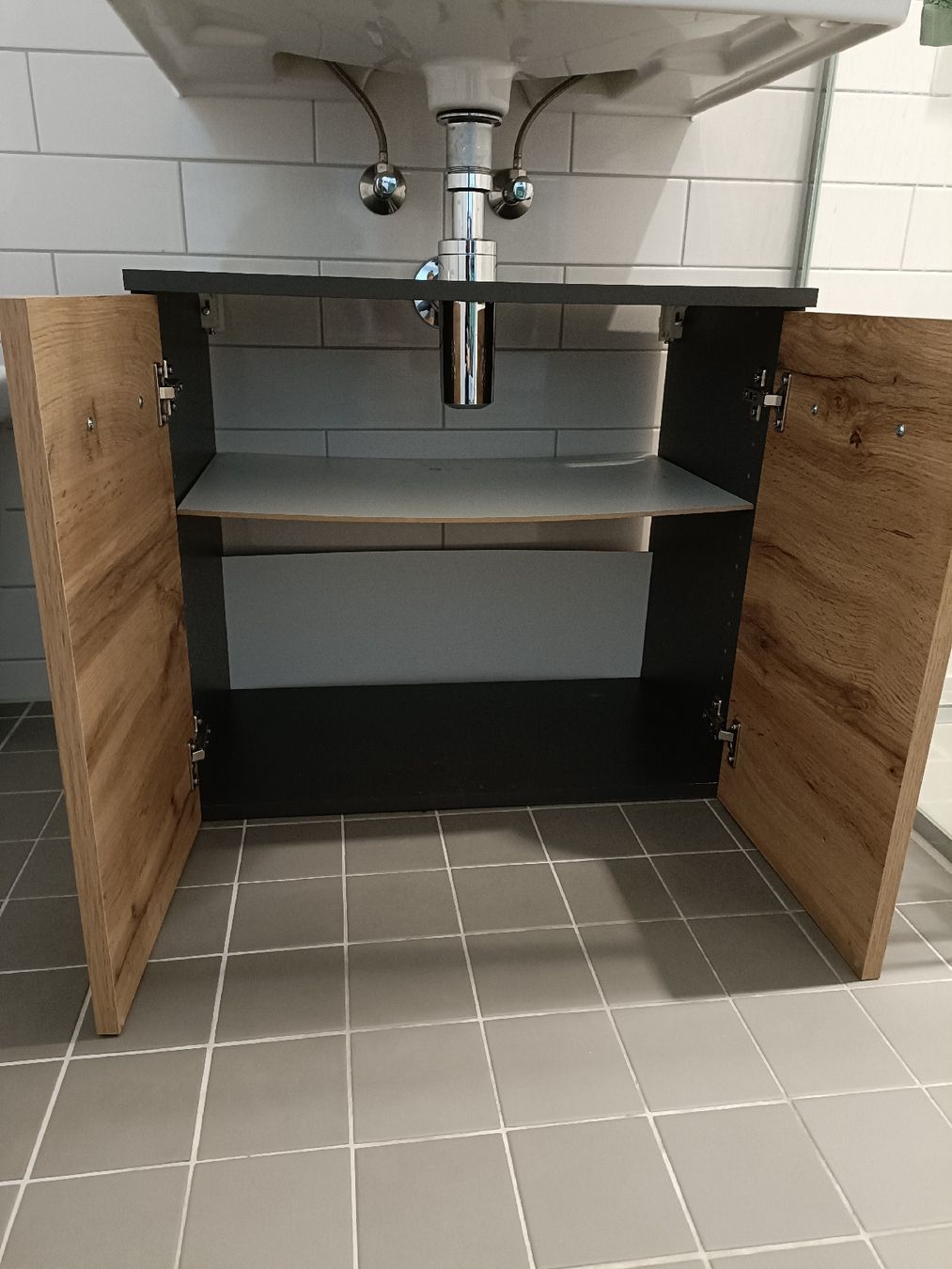 Mobili per bagno: Waschbeckenunterschrank – Usato da Emmenbrücke venduto da fab_b5sk 2