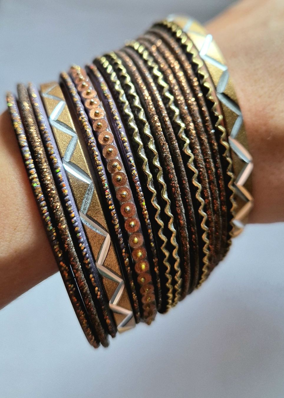 Armbänder & -reifen: Armreifen, Armschmuck, Armringe, Schmuck, Modeschmuck – Neu und originalverpackt aus Hettlingen von exp_p7b2 2