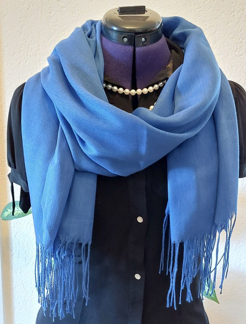 Foulard & Sciarpe: Weiche Pashmina Schal blau – Nuovo e nell'imballaggio originale da Zollikofen venduto da Blackie