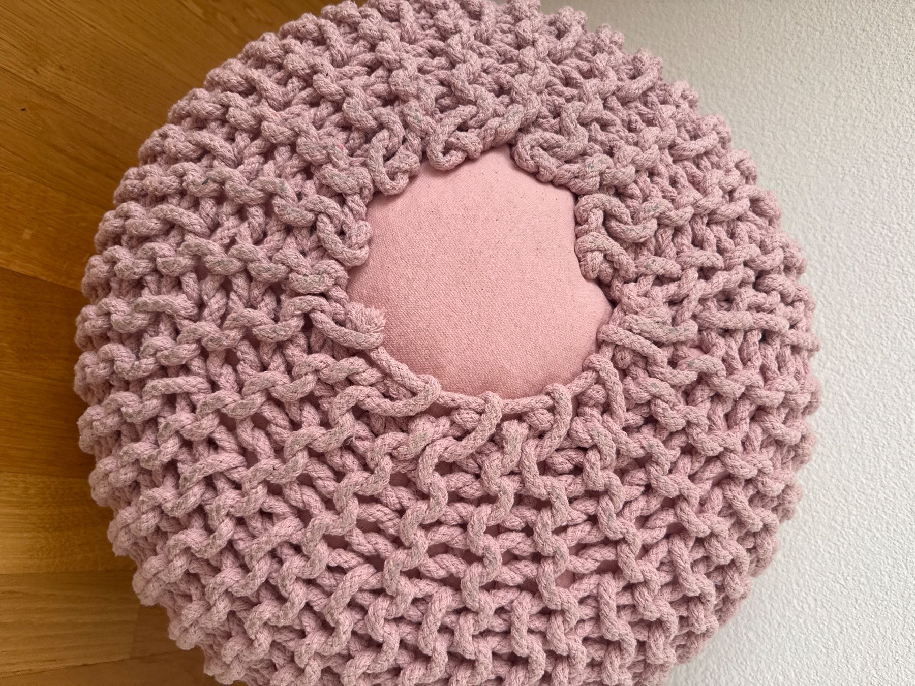 Sgabelli: Pouf Hocker Rosa – Usato da Wollerau venduto da Vinagoni 3