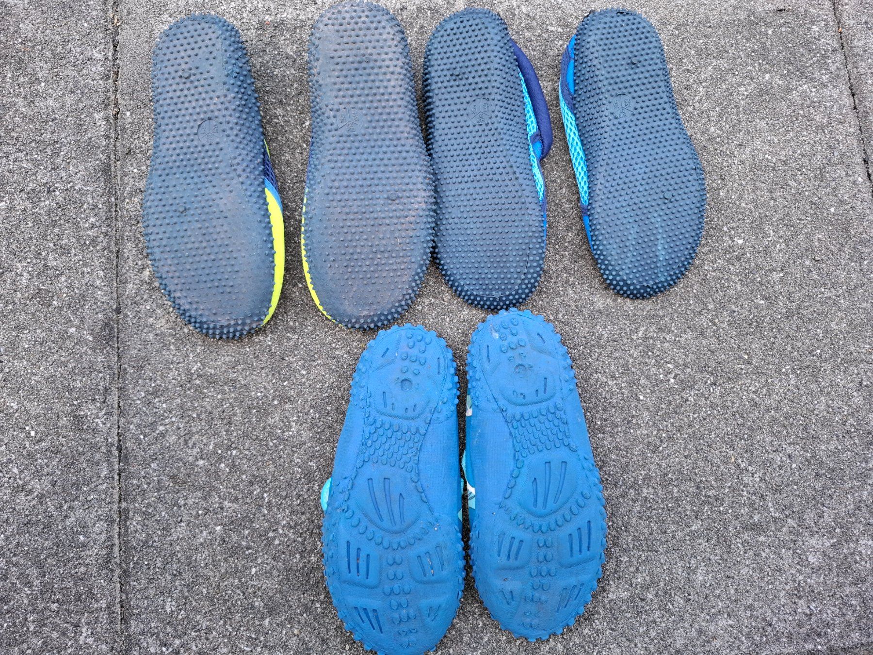 Scarpe per ragazzi: Badeschuhe gr.ca.27-29 – Usato da Oberurnen venduto da rotty80 1