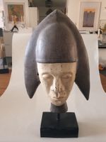 SKULPTUR KUNSTSTOFF